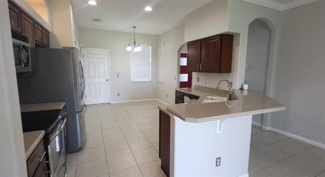 Photo - 2276 Mountleigh Trail