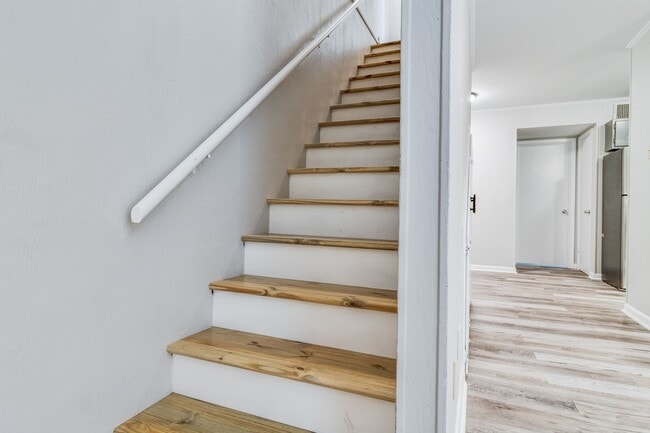 Photo - Beautiful and Spacious! Freshly Renovated... Unidad 46