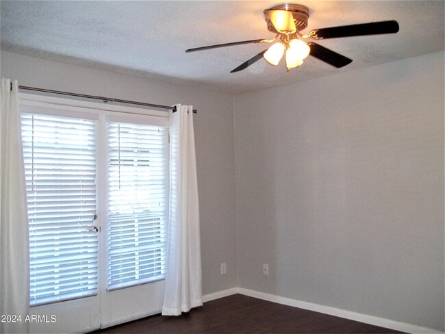Building Photo - 5995 N 78th St Unit Apt 1092
