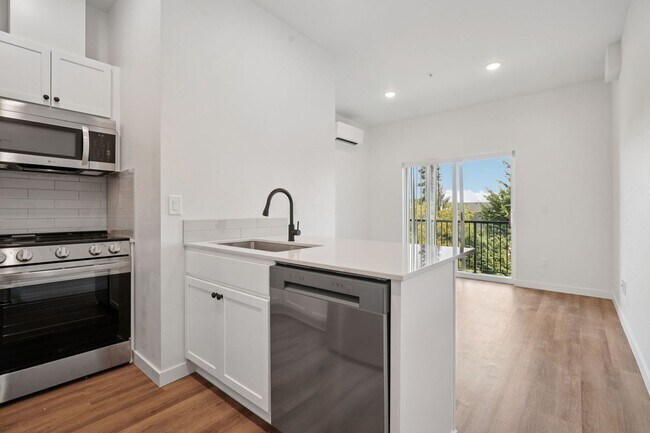 Photo - River Park Apartments