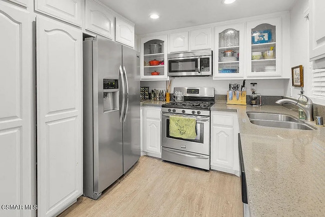 Photo - 1340 E Hillcrest Dr Unit 8