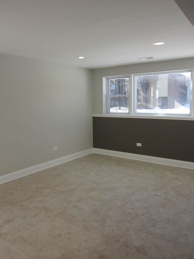 Photo - 2211 N Harlem Ave Apartamento Unidad G