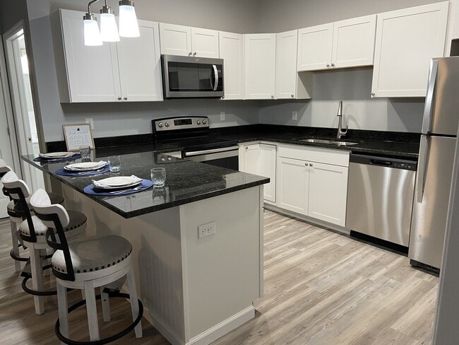 Photo - 15 LLC - 23 St. Charles Street Unit 5