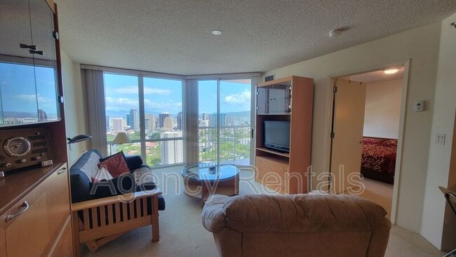 Photo - 801 S King St Unit One Archer Lane