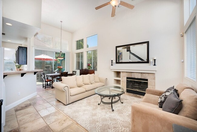 Photo - 213 Pacific Oak Ct