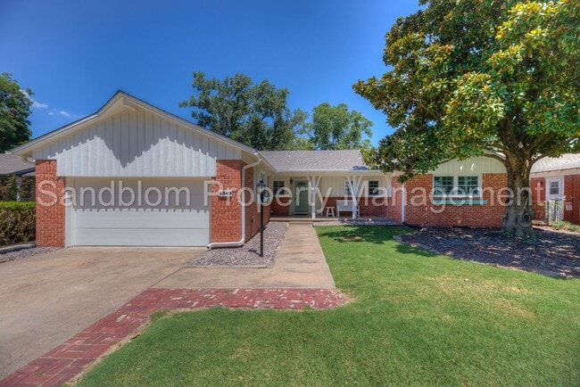 Building Photo - For Lease | Holiday Hills | $2000 Rent Ava... Rental