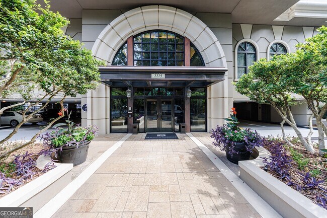 3334 Peachtree Rd NE  