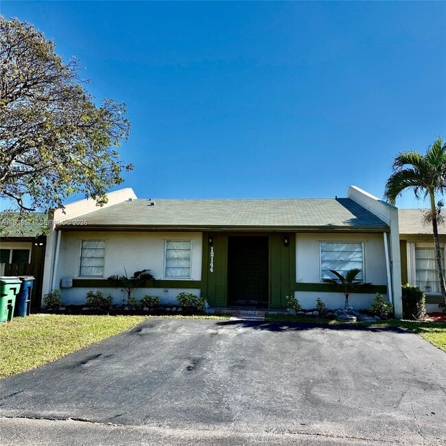 Photo - 12144 SW 110th St Cir W