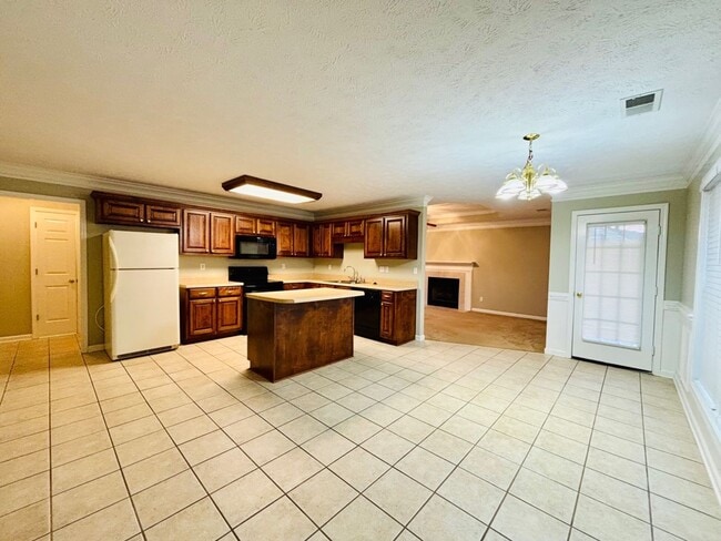 Photo - Cozy Living For Cold Days