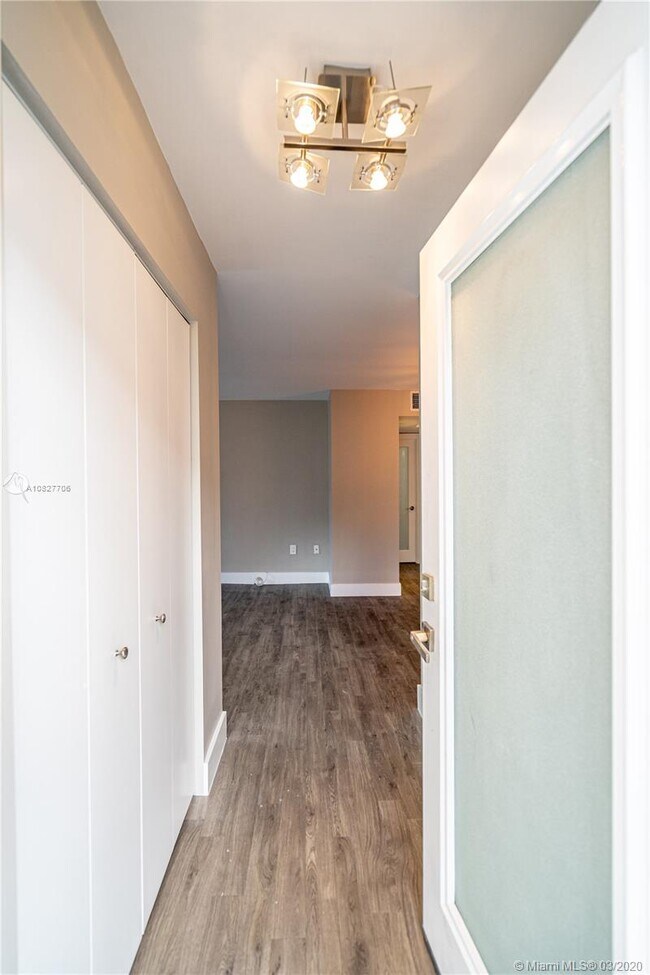 Photo - 1600 West Ave Unit 205