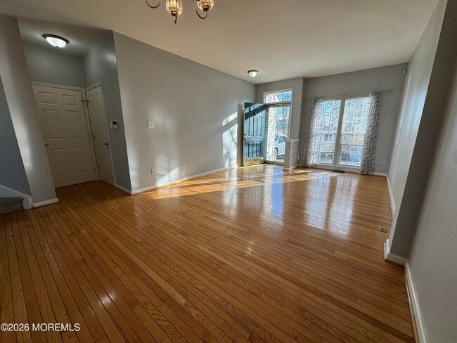 Photo - 3 Skimmer Ln