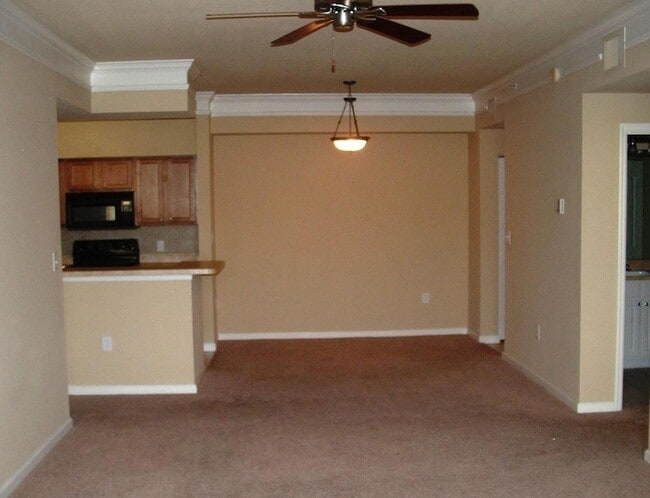 Photo - 9833 Baywinds Blvd Unidad 7201