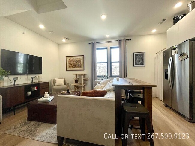 Photo - 930 N 2nd St Unit 3