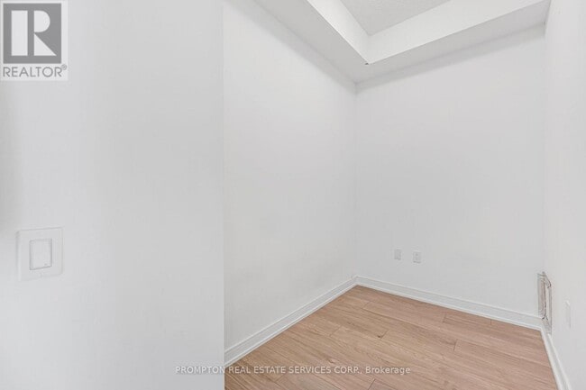 Photo - 8 Nahani Way Unit 3320