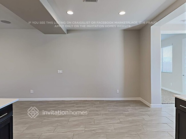 Photo - 18822 W Canterbury Dr