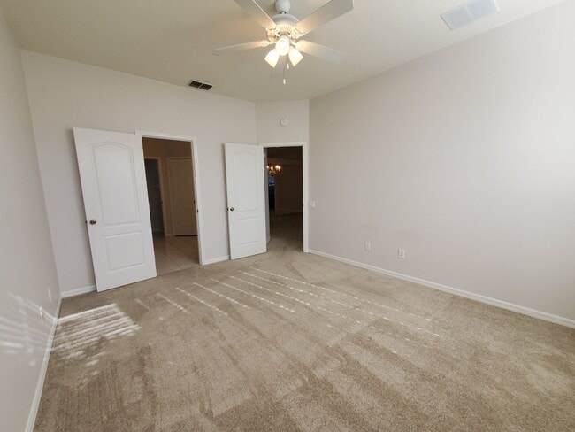 Photo - 4 Bedroom 2 Bath home in Hunter's Green/New Tampa