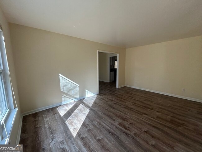 Photo - 2637 Jonesboro Rd