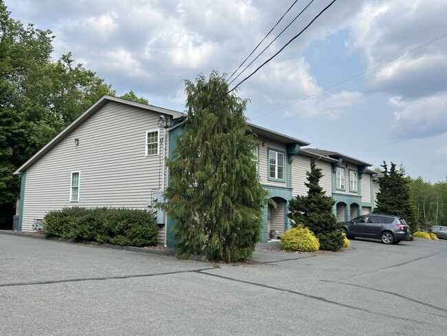 Tiara Court, Blakely - 67 Tiara Ct Townhome