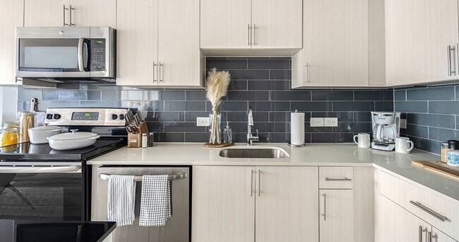 Kitchen-04-Varsity-On-K-WashingtonDC-06