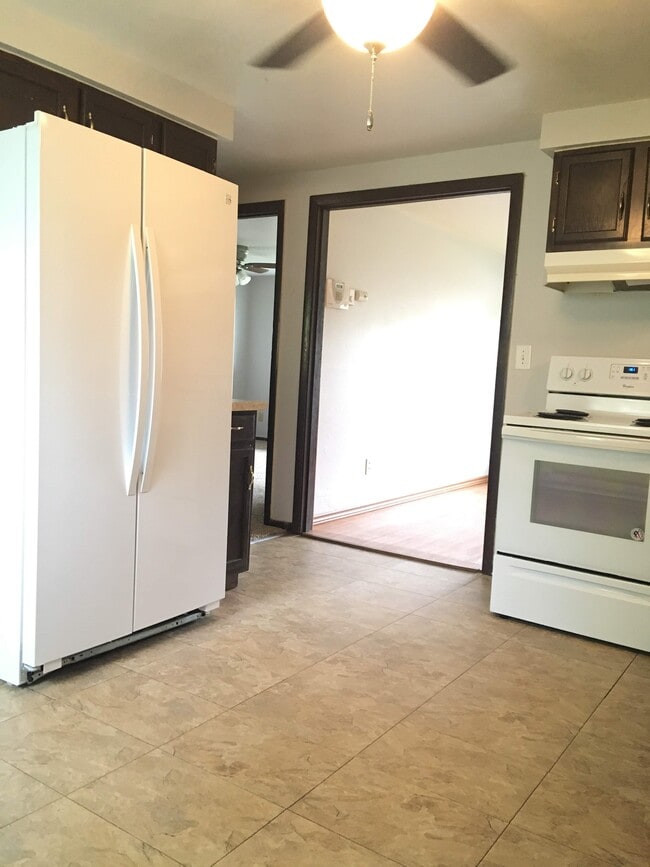 Photo - 803 W Van Buren St