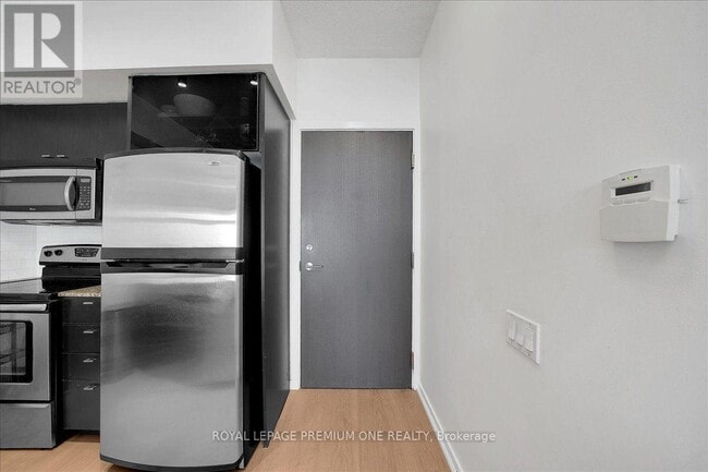 Photo - 103 The Queensway Unit 901
