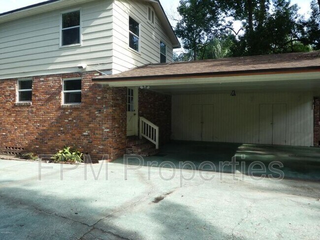 Photo - 1687 Glendale Rd