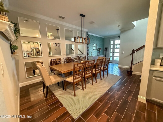 Photo - 2866 Montilla Dr