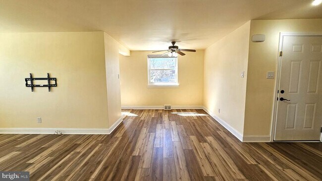 Photo - 2806 Ryerson Pl Unit 1ST FLOOR