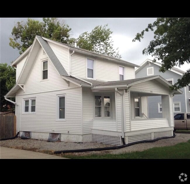 Building Photo - 1526 3rd St Rental