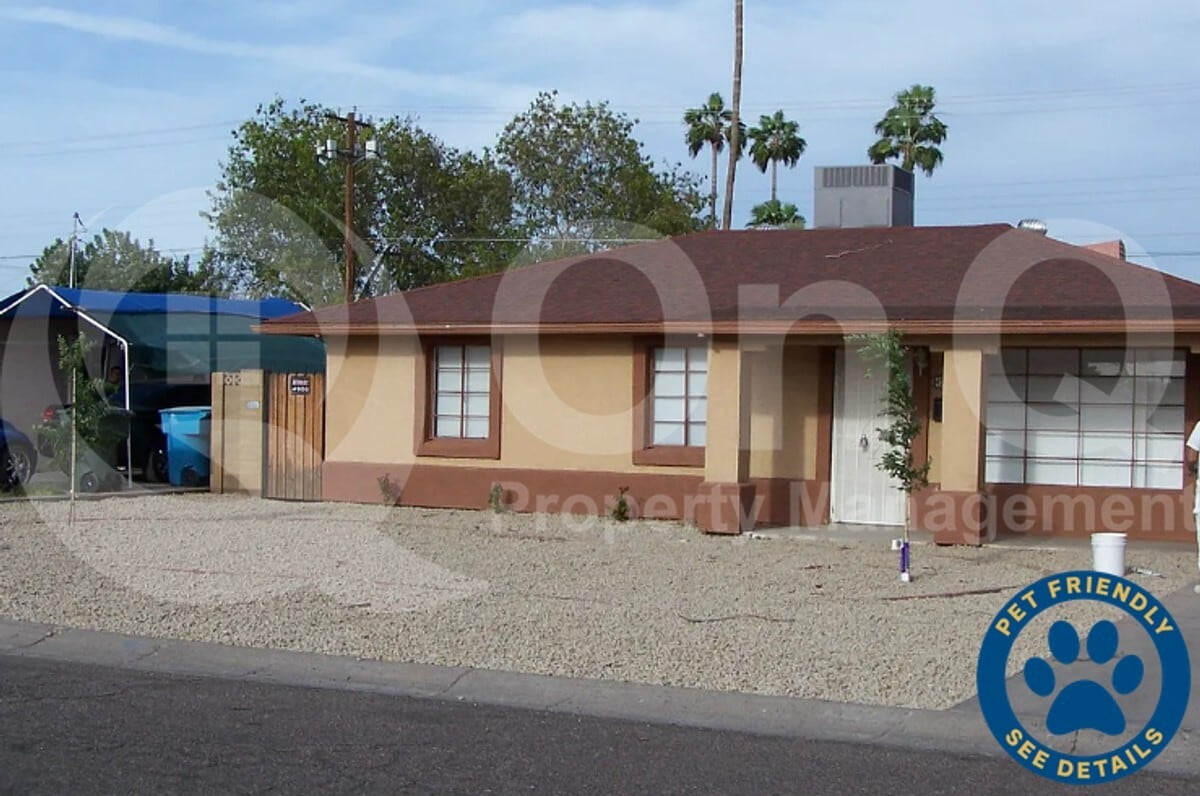 Photo - 4225 N 33rd Dr House