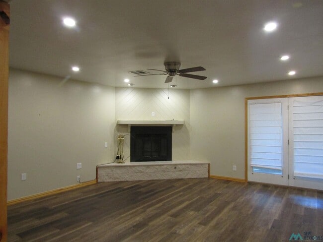 Photo - 1915 Villa Dr