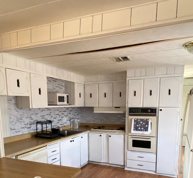 Photo - 42982 Valley Center Rd