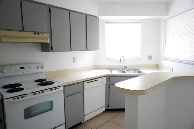 3640 Meriden Ave Unidad 3