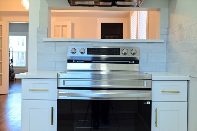 Photo - 2511 Arbor St