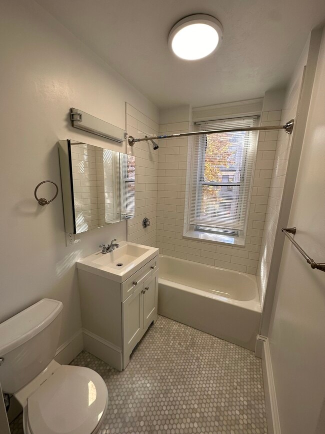 Photo - 175 Hemenway St Unit 15