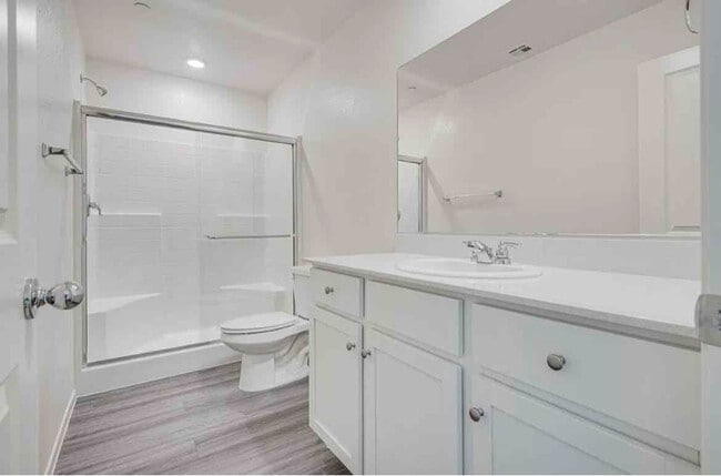 Photo - 6957 Honor Hl St