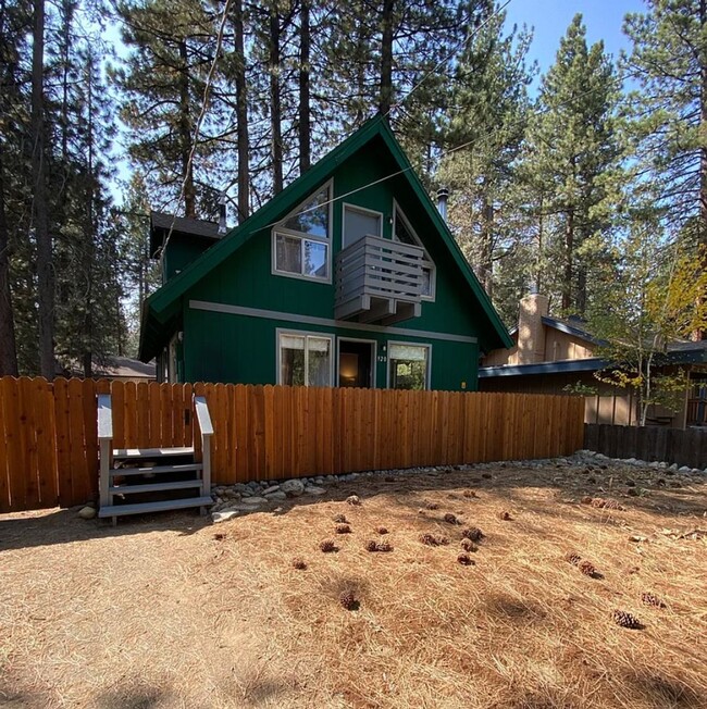 Tahoe Charm with Modern Updates- Small Dog... - Tahoe Charm with Modern Updates- Small Dog... House