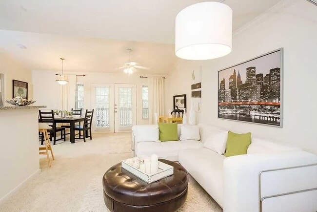 Photo - North Houston Living | Easy Commute & Comfort Unit LVE1