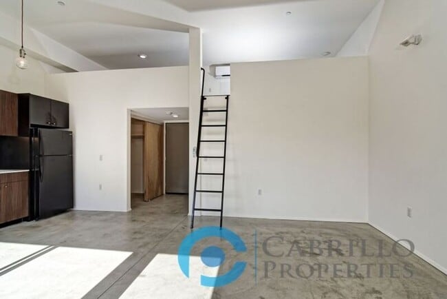 Photo - 2870 Fourth Ave Unit Apt 207