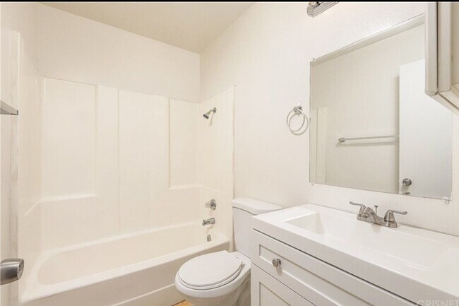 Photo - 44518 Benald St