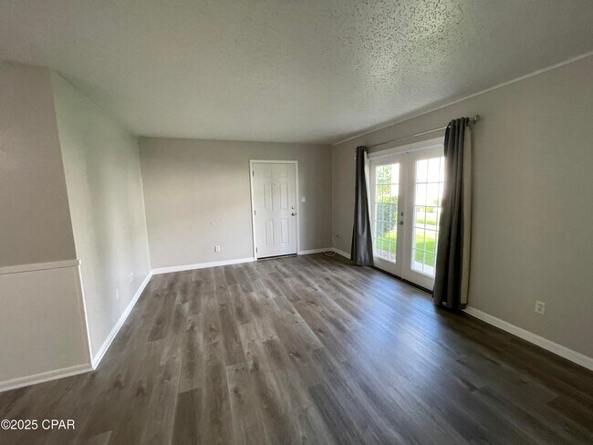 Photo - 2100 W Beach Dr Unit M102