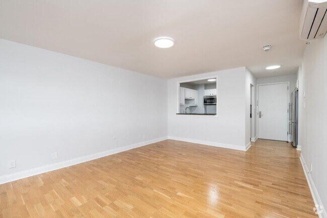 Building Photo - 1400 Columbia Rd Rental