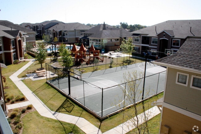 Building Photo - Cypress Creek at Jason Avenue Rental