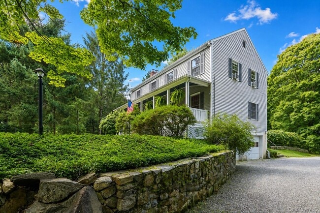 232 Hunt Ln