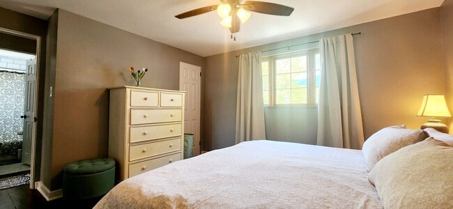 Photo - 3 Bed 2 Bath in Robinson, PA