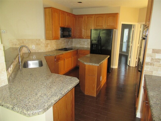 Photo - 914 Ivory Ridge Ln