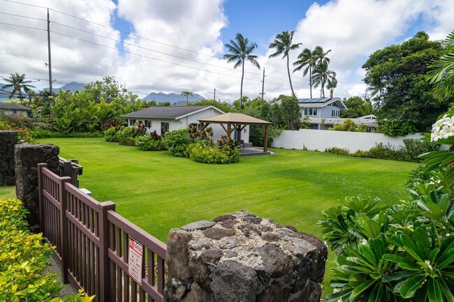 Photo - 110 N Kalaheo Ave