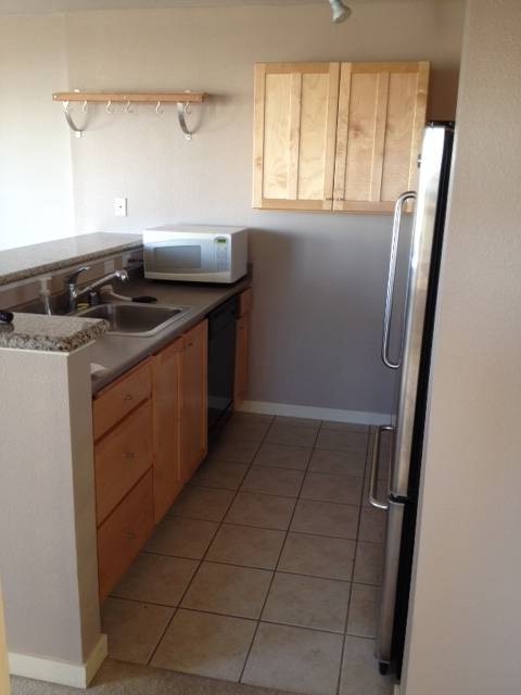 Kitchen - 303 23rd Ave S Unidad 506