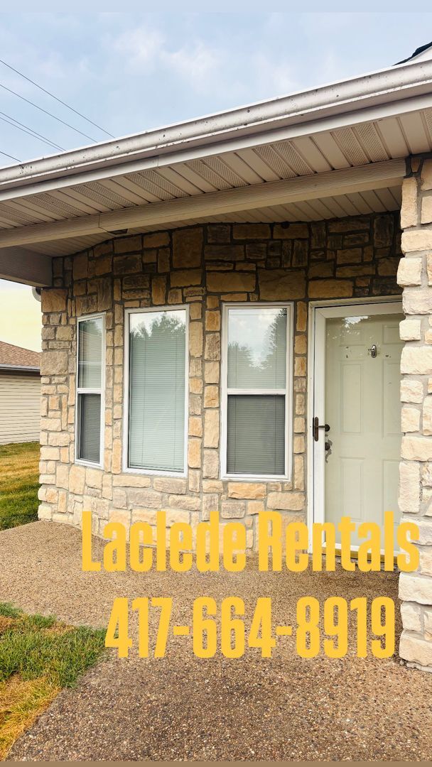 Photo - 701 Eastmont