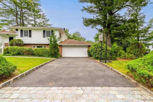 Photo - 67 Malvern Ln
